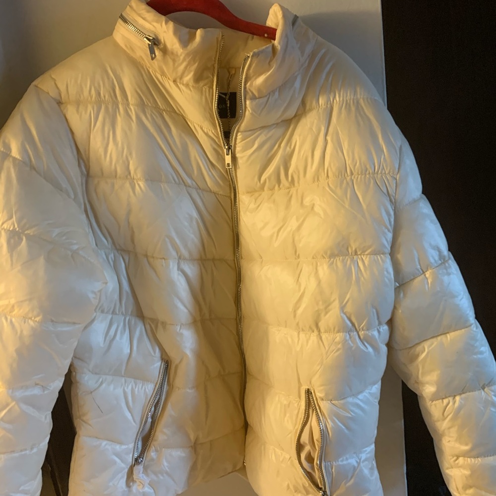 NWT LA Coalition Off white cream puffer coat Plus